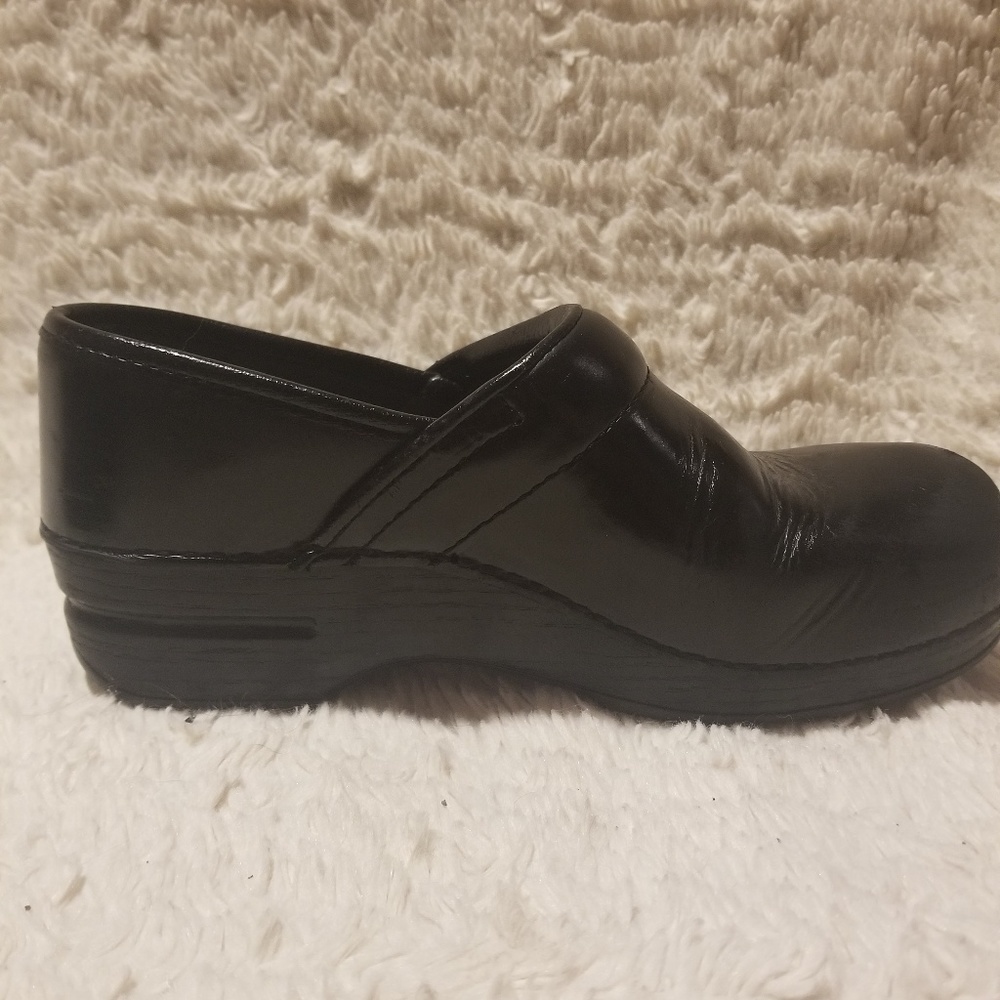 Dansko clogs - Picture 3 of 4